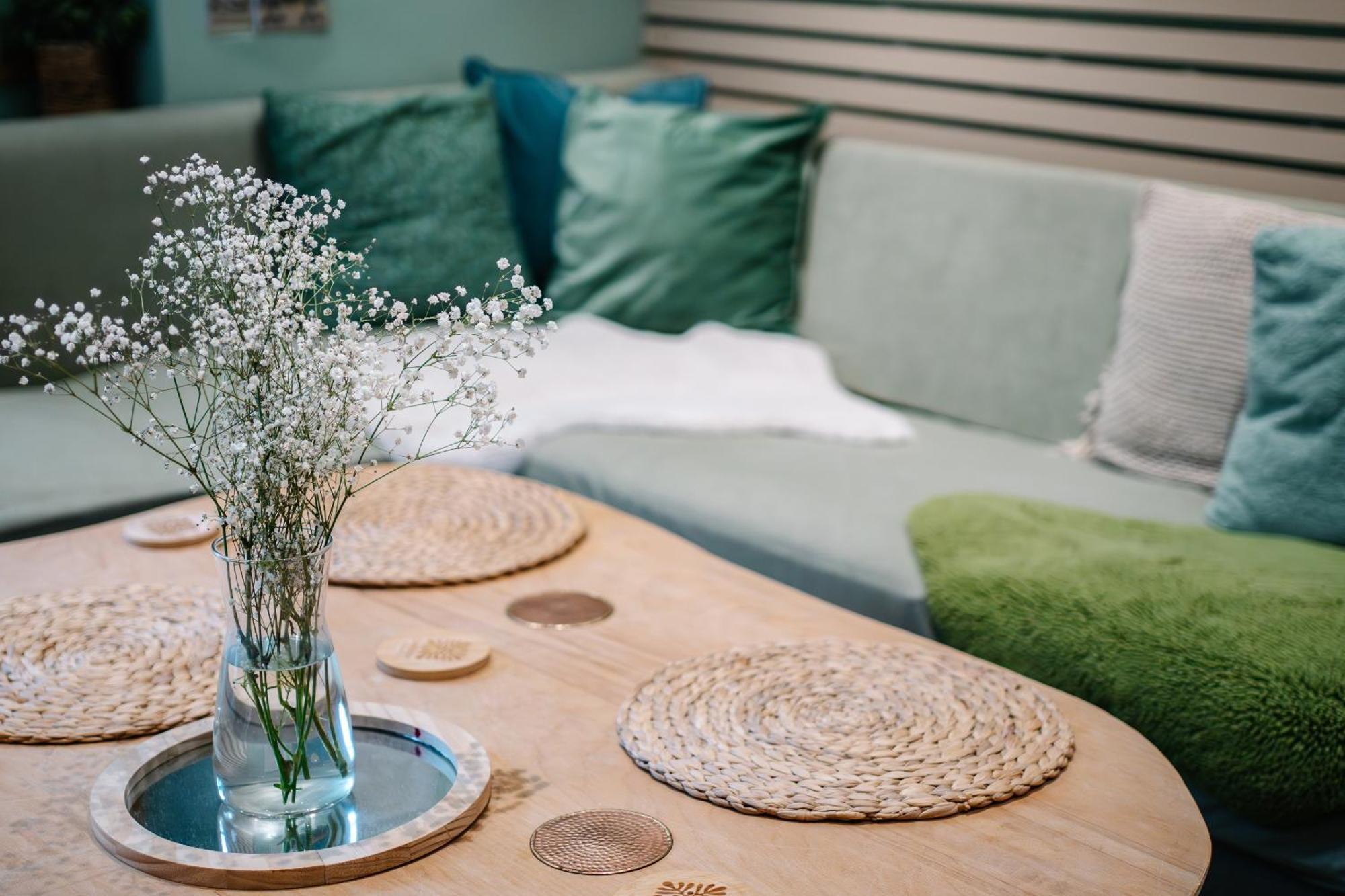 Town Centre Apartment With Hot Tub Cheltenham Exterior photo